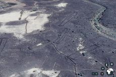 Melihat “Gerbang Batu” Misterius di Arab Saudi lewat Google Earth