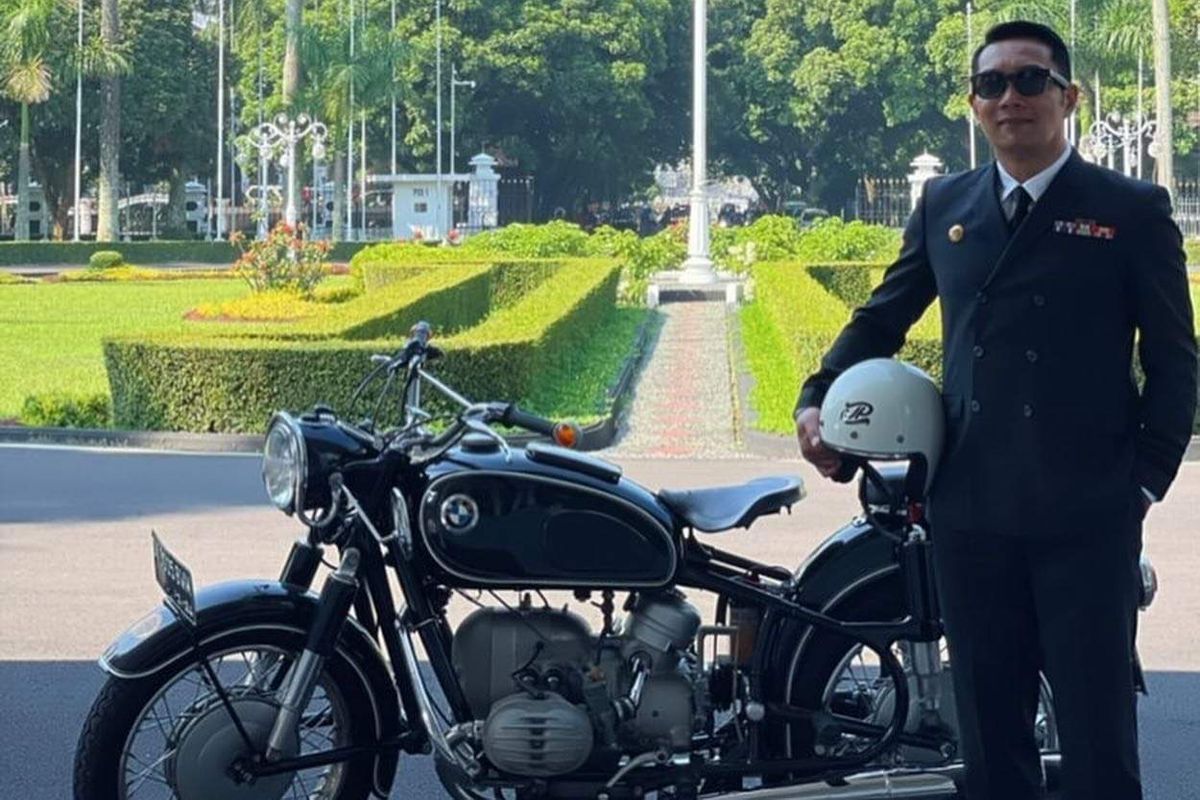 Motor klasik BMW R60 milik Ridwan Kamil