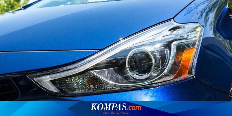  Lampu  Mobil  Berembun  Ini Penyebabnya
