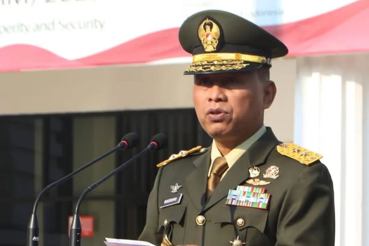 Letjen Nugroho Sulistyo Budi. Daftar mutasi TNI terbaru per Januari 2025.