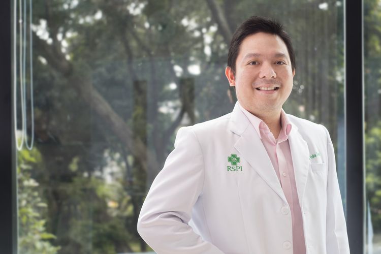 dr. Felix Samuel, M.Kes
Dokter Umum 
RS Pondok Indah ? Pondok Indah 