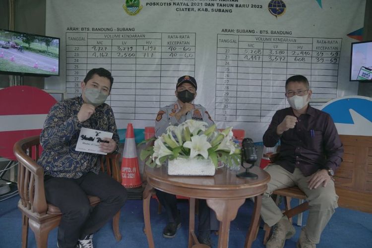 Kepala Dishub Jabar Koswara dan Kepala Dishub Subang Dikdik Solihin saat menjadi narasumber Podcast Juara.