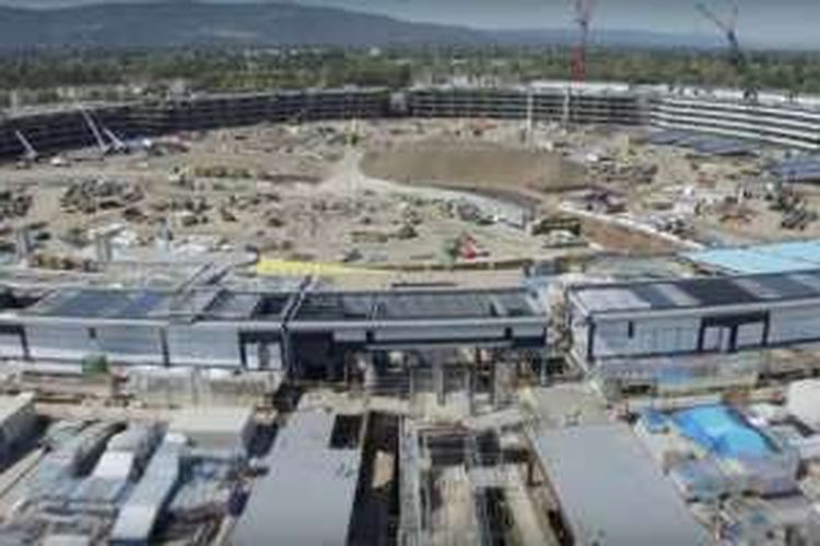 Cuplikan dari video proses pembangunan Apple Campus 2 