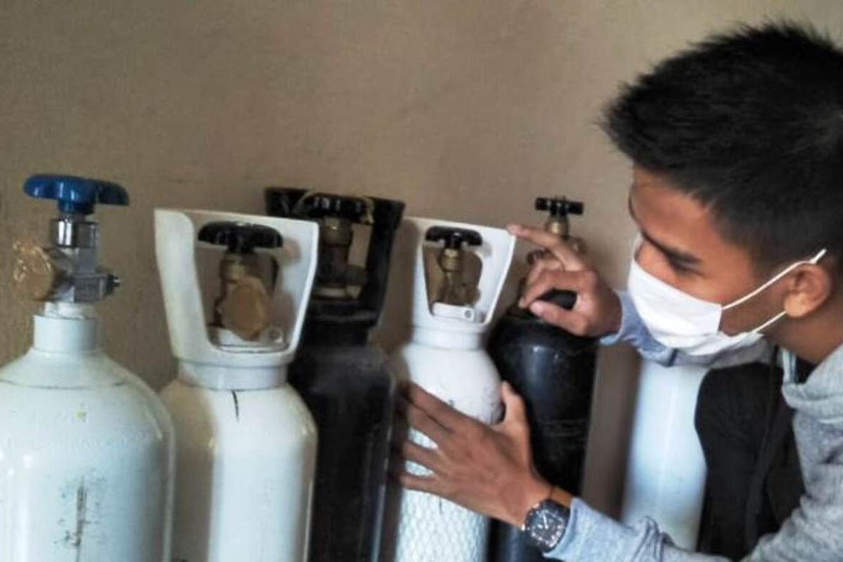 Kebutuhan tabung oksigen di Kabupaten Cianjur, Jawa Barat, melonjak drastis menyusul meningkatnya kasus terkonfirmasi positif Covid-19 dalam beberapa pekan terakhir.