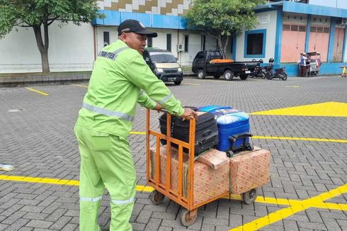 Kisah Kuli Panggul Pelabuhan Tanjung Emas Semarang, Modal Rp 500.000 Ludes, Penumpang Sepi