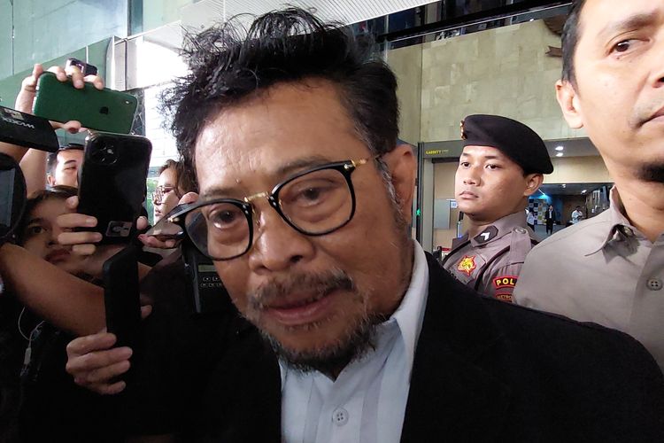 Menteri Pertanian, Syahrul Yasin Limpo memenuhi panggilan Komisi Pemberantasan Korupsi (KPK) pada Senin (19/6/2023).