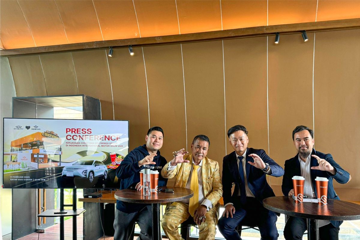 Chery kolaborasi bersama Holywings Group di IIMS 2025.