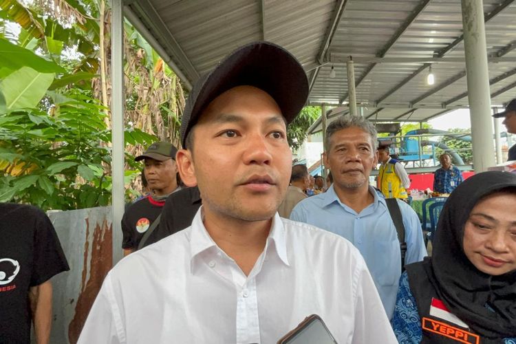 Walkot Solo Telusuri Biang Banjir, Relawan Sering Temukan Sampah Menumpuk di Sungai Jenes