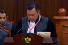 Momen Hakim MK Tegur Kuasa Hukum yang Puja-puji Ketua KPU RI Hasyim Asy'ari