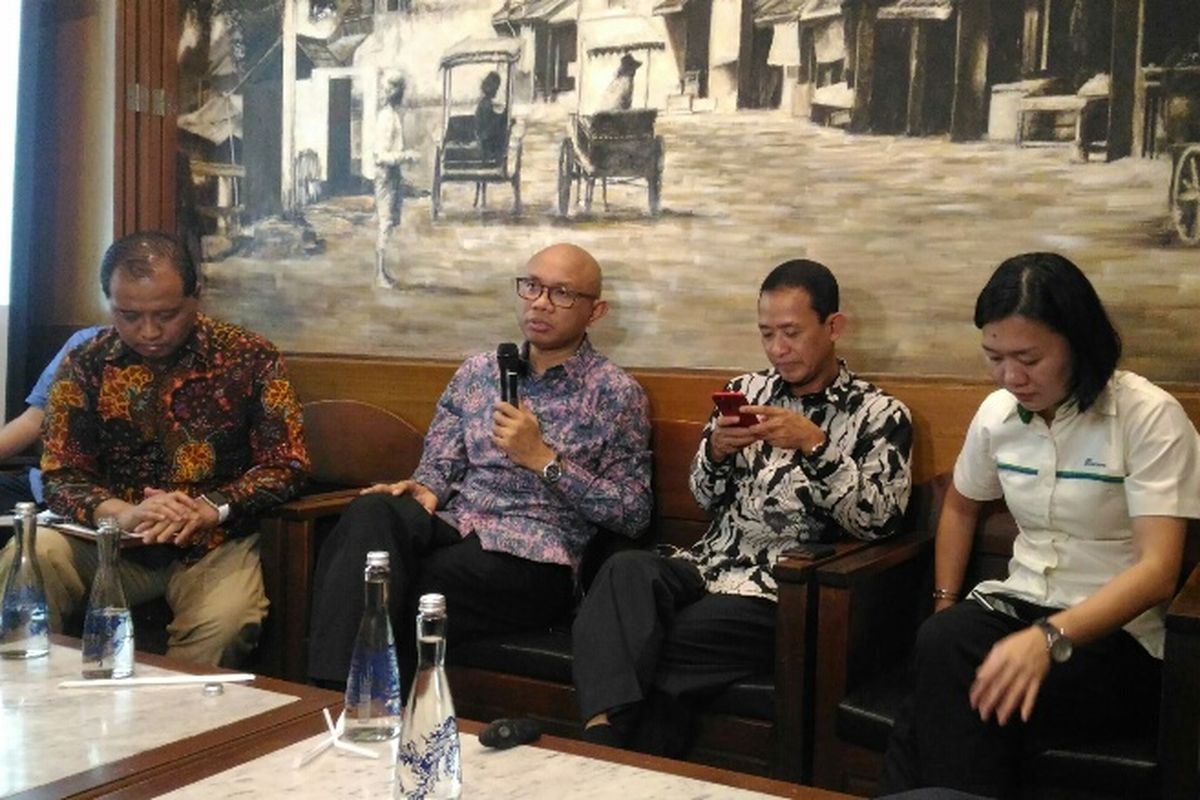 Jajaran direksi PT MRT Jakarta saat menghadiri Forum Jurnalis dan Blogger MRT di Bakoel Coffie, Cikini, Jakarta Pusat, Rabu (5/7/2017).