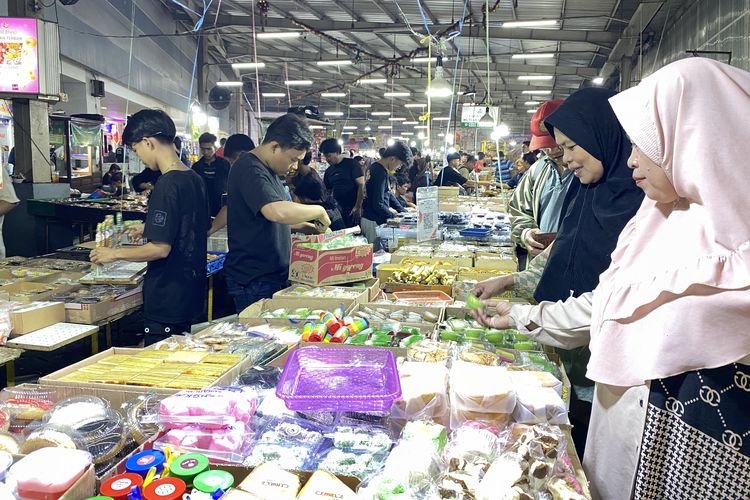 Bukan Sekadar Tempat Jajan, Pasar Kue Subuh Senen Jadi Tumpuan Ekonomi UMKM