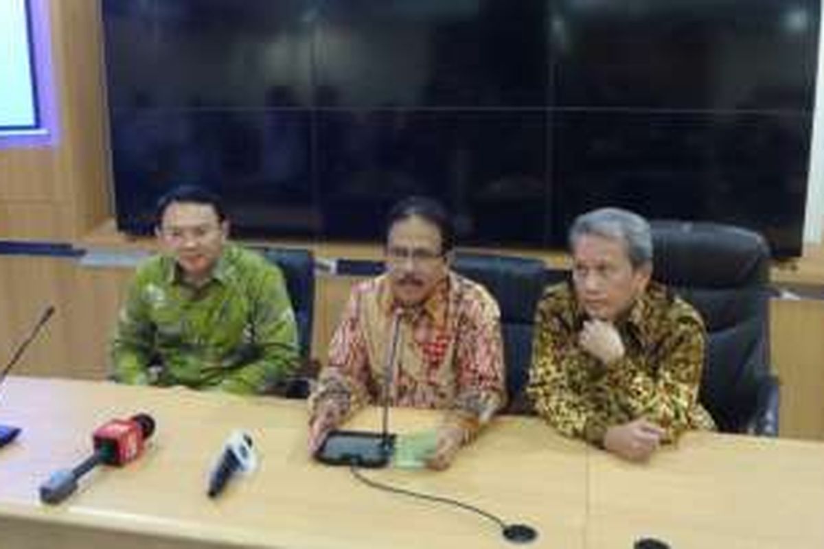 Menteri Agraria dan Tata Ruang Sofyan Djalil dan Gubernur DKI Jakarta Basuki Tjahaja Purnama. 