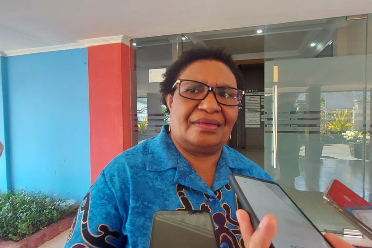 Kepala Dinas Sosial Kependudukan dan Catatan Sipil Provinsi Papua, Ribka Haluk.