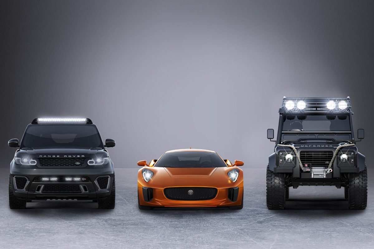 Line up Jaguar Land Rover dalam film Spectre.