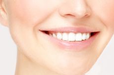 Klinik Kecantikan Kini Juga Hadirkan Layanan Pemutihan Gigi 