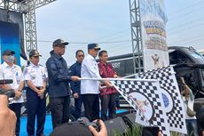 Lepas Peserta Mudik Gratis di Terminal Jatijajar, Budi Karya Ingatkan Sopir Jaga Keselamatan