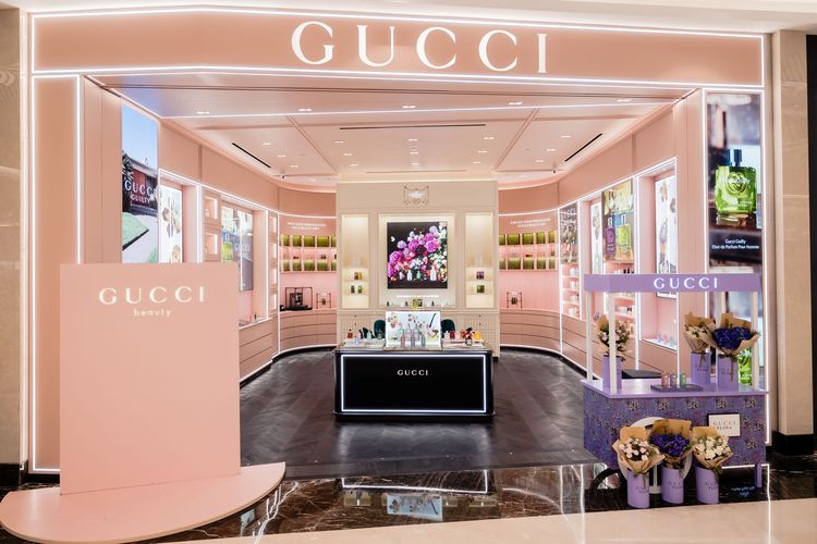 peresmian butik Gucci Beauty di Pondok Indah Mal 3, Jakarta Selatan, Kamis (2/5/2024).