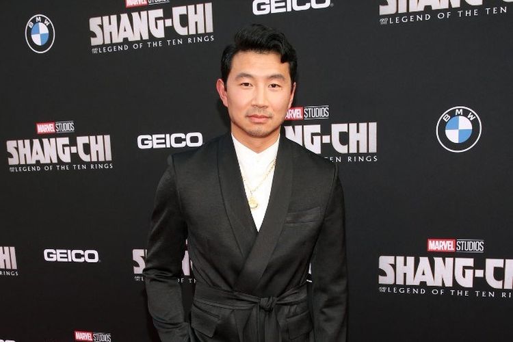 Aktor Simu Liu menghadiri pemutaran perdana Shang-Chi and the Legend of the Ten Rings di El Capitan Theatre, Los Angeles, California, pada 16 Agustus 2021. 