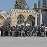 UPDATE Bentrokan di Masjid Al-Aqsa, 100 Warga Palestina Luka-luka