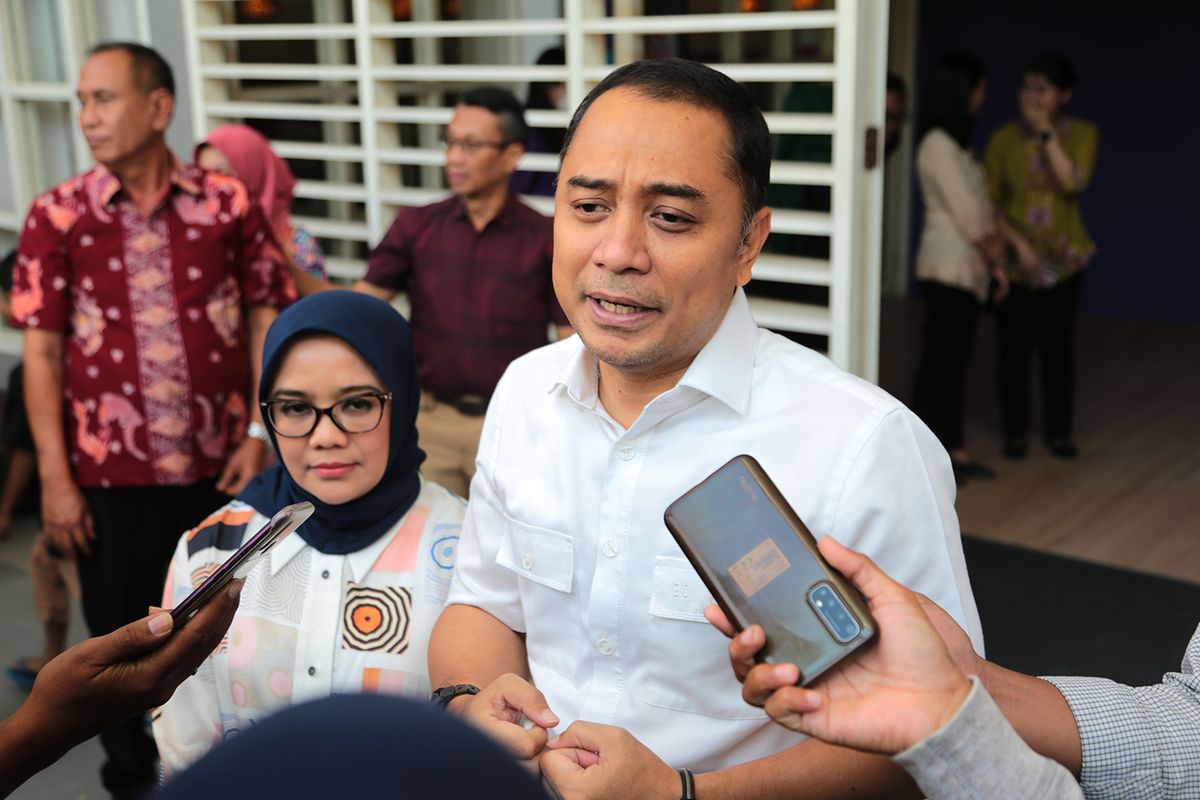 Wali Kota Surabaya Eri Cahyadi kembali menegaskan larangan bagi sekolah di Surabaya lakukan study tour.