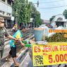Sering Ganggu Pengguna Jalan, 107 PKL di Depan Pasar Ciracas Ditertibkan