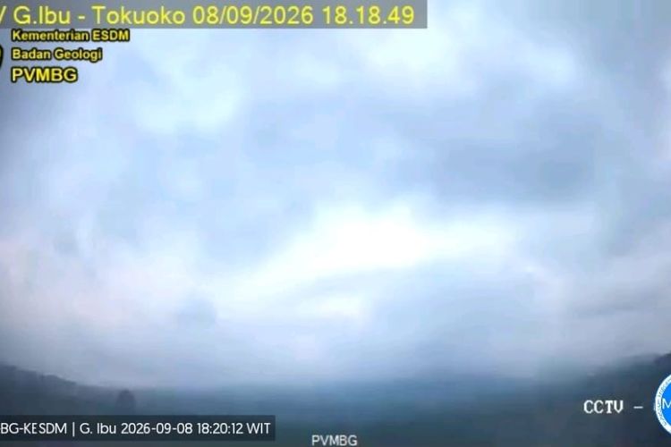 Gunung Ibu 3 Kali Alami Erupsi Hari Ini, Tinggi Kolom Abu Tak Teramati