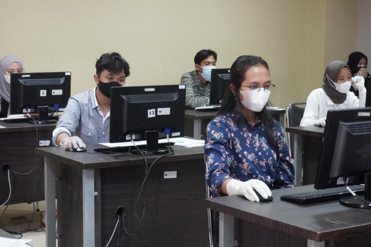 Seleksi Bersama Masuk Perguruan Tinggi Negeri (SBMPTN) di Universitas Tidar (Untidar) Magelang, Jawa Tengah.