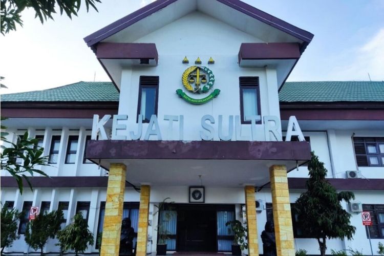 Kejati Sultra Geledah Rumah Mantan Sekda dan Rumah Makan Terkait Dugaan Korupsi Anggaran Makan Minun Rp 31 Miliar