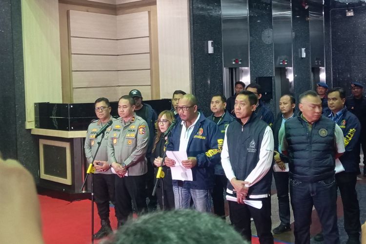 Ratusan WNA di Hayam Wuruk Ditangkap Saat Operasikan 75 Situs Judol