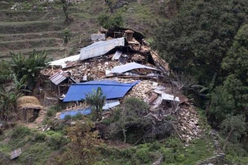 Kakek Berusia 101 Tahun Selamat dari Reruntuhan Gempa Nepal