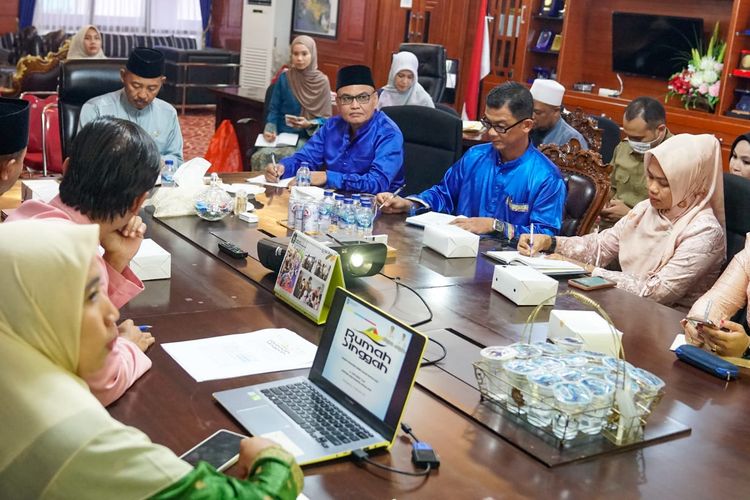 Daftar tunggu di Rumah Singgah Jakarta dan Batam membeludak, Pemprov Kepri langsung gelar rapat evaluasi.