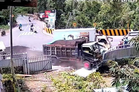 Video Viral Detik-detik Dump Truck Seruduk Mobil Boks hingga Tabrak Pagar Rumah Warga di Lombok Tengah