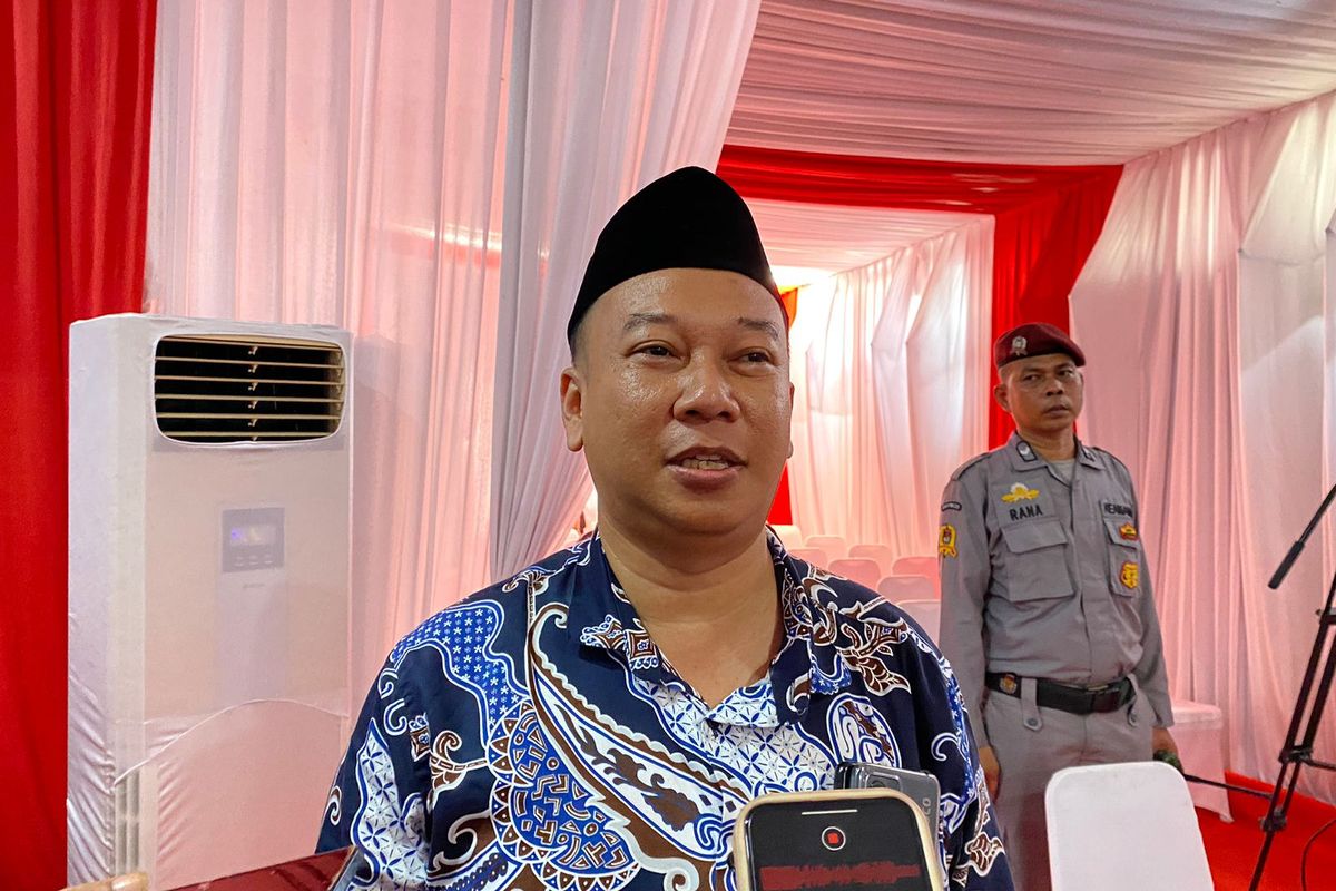 Ketua KPU Kota Depok Wili Sumarlin saat ditemui di Kantor KPU Depok, Selasa (23/4/2024).