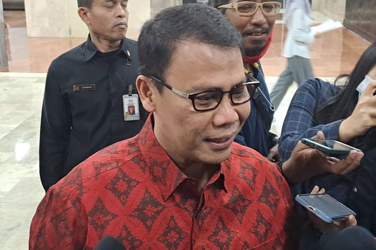 Ketua DPP PDI-P Ahmad Basarah saat ditemui di Gedung DPR, Senayan, Jakarta, Senin (14/8/2023). 