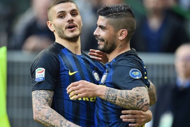 Ever Banega dan Mauro Icardi tampil gemilang saat Inter Milan menang atas Atalanta pada pertandingan Serie A di Stadion Giuseppe Meazza, Minggu (12/3/2017). 