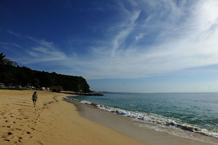 Pantai Nusa Dua, salah satu pantai di Nusa Dua yang dapat dikunjungi di sela KTT G20.