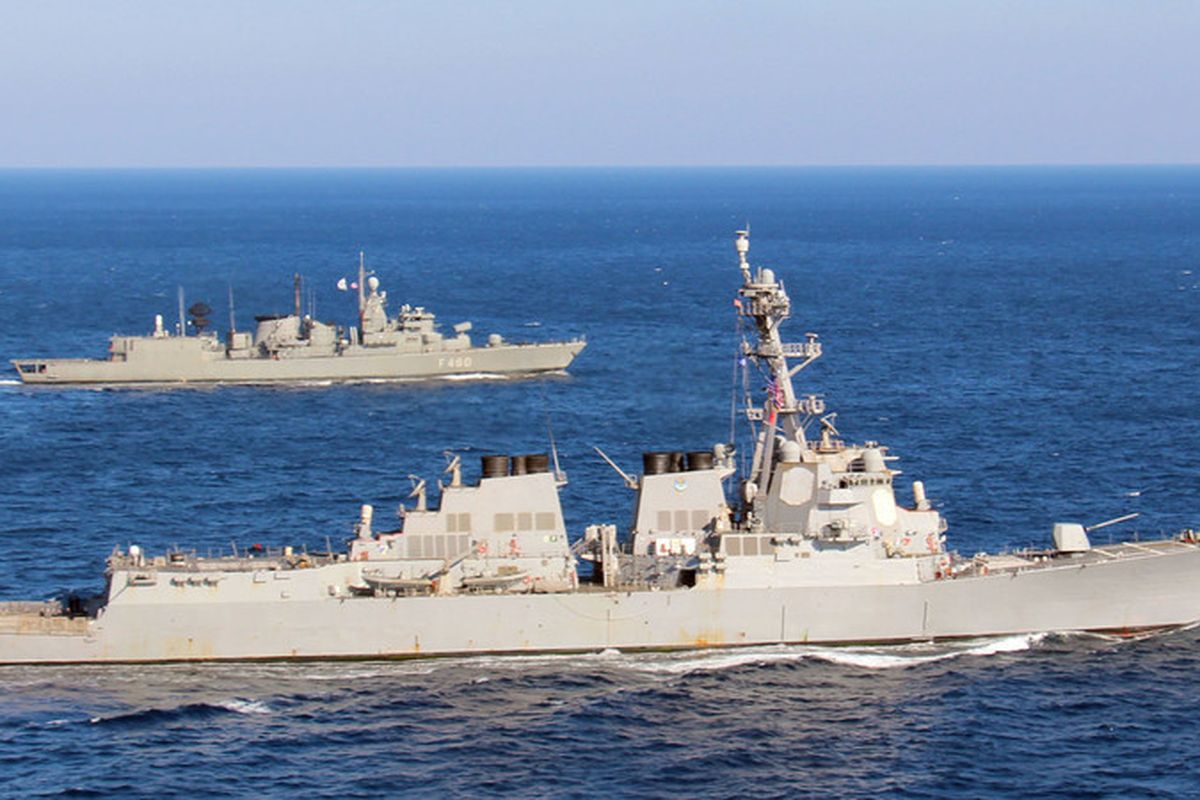 Ilustrasi kapal perang milik Angkatan Laut Amerika Serikat.