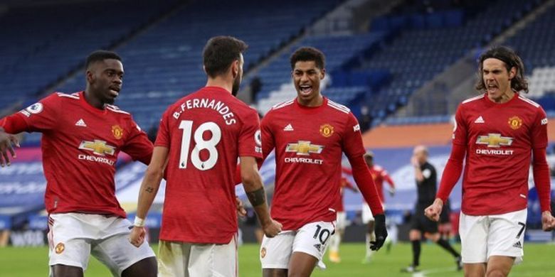 Gelandang enerjik Manchester United, Bruno Fernandes, merayakan golnya ke gawang Leicester City dalam laga Leicester vs Man United, Sabtu (26/12/2020) di King Power Stadium.