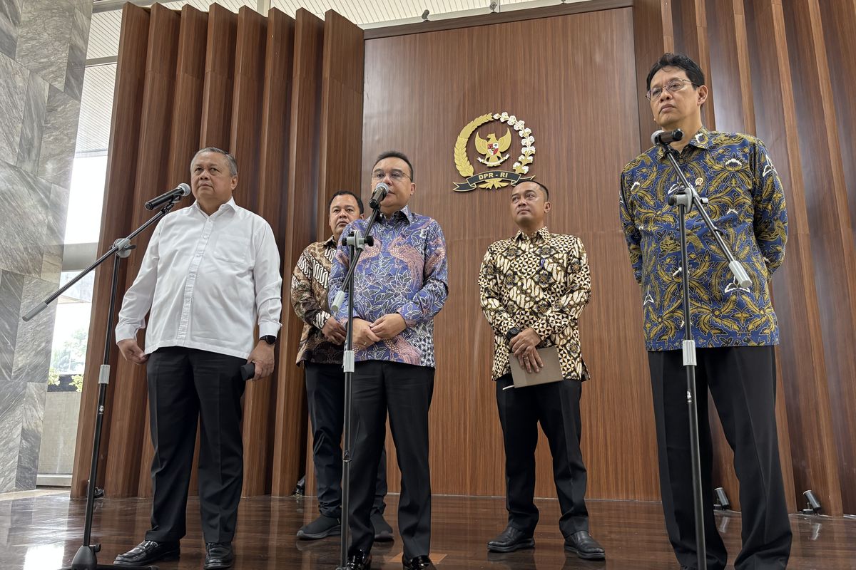 Gubernur BI, Menkeu dan DPR Gelar Pertemuan di Akhir Pekan, Bahas Pelemahan Rupiah