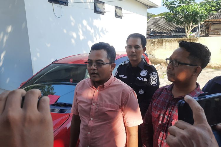 Sok Jagoan di Jalanan, Empat 