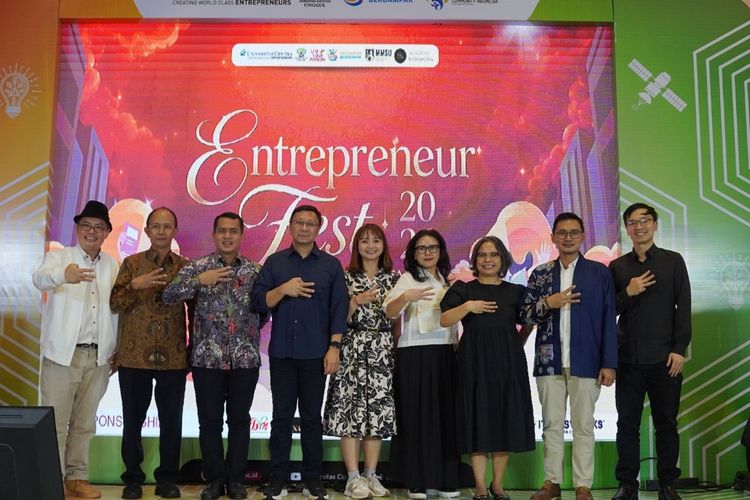 Magister Manajemen UC Dorong Mahasiswa Belajar dari Proyek dan Bisnis Nyata