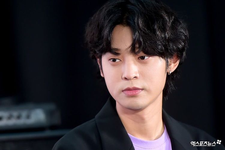 Artis asal Korea Selatan Jung Joon Young