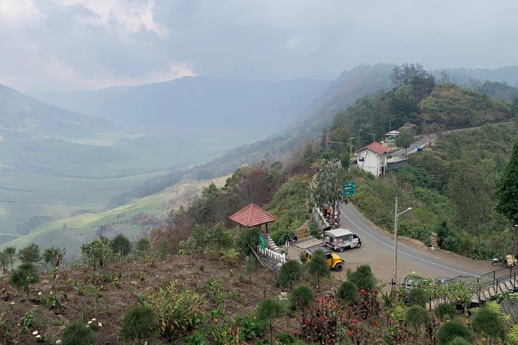Perjalanan touring dari Malang menuju Bromo via Nongkojajar, Jalan Raya Jabung, lalu menuju Jalan Gubug Klakah, sampai tiba di Bromo Hilldside memakan waktu kurang lebih 3 jam.