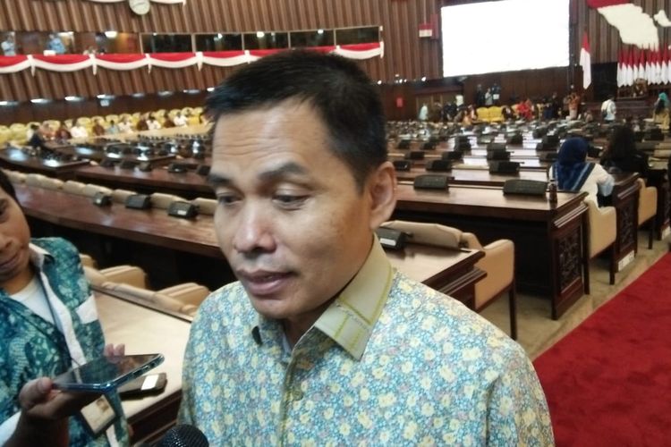 Sekjen MPR Maruf Cahyono di Kompleks Parlemen, Senayan, Jakarta, Jumat (18/10/2019).