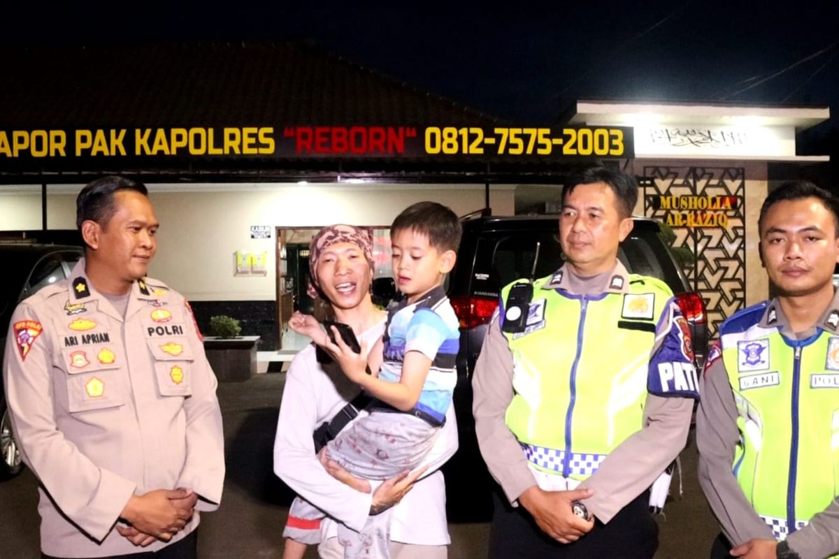 Anak hilang di Kota Cimahi berhasil ditemukan dan dijemput keluarga di Mapolres Cimahi, Kamis, (26/01/2023).