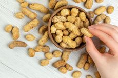 Cara Menggunakan Kulit Kacang untuk Pupuk Tanaman