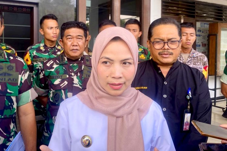 Tanpa Rumah dan Mobil Dinas, Bupati Serang Alihkan Anggaran ke Rutilahu dan Ambulans Desa