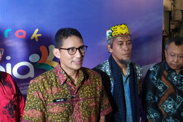 Menteri Pariwisata dan Ekonomi Kreatif Sandiaga Salahudin Uno saat ditemui di Kota Lama Semarang, Jawa Tengah