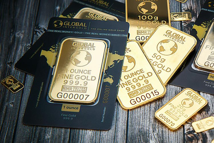 Ilustrasi emas.  Berikut daftar harga emas batangan Antam yang tercatat di laman Logam Mulia Antam pada Senin (27/10/2025)