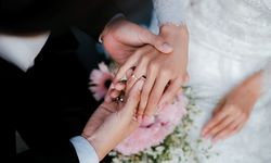 Ciptakan Perhiasan Cinta Unik dan Bermakna dengan Layanan Custom Lovary.id